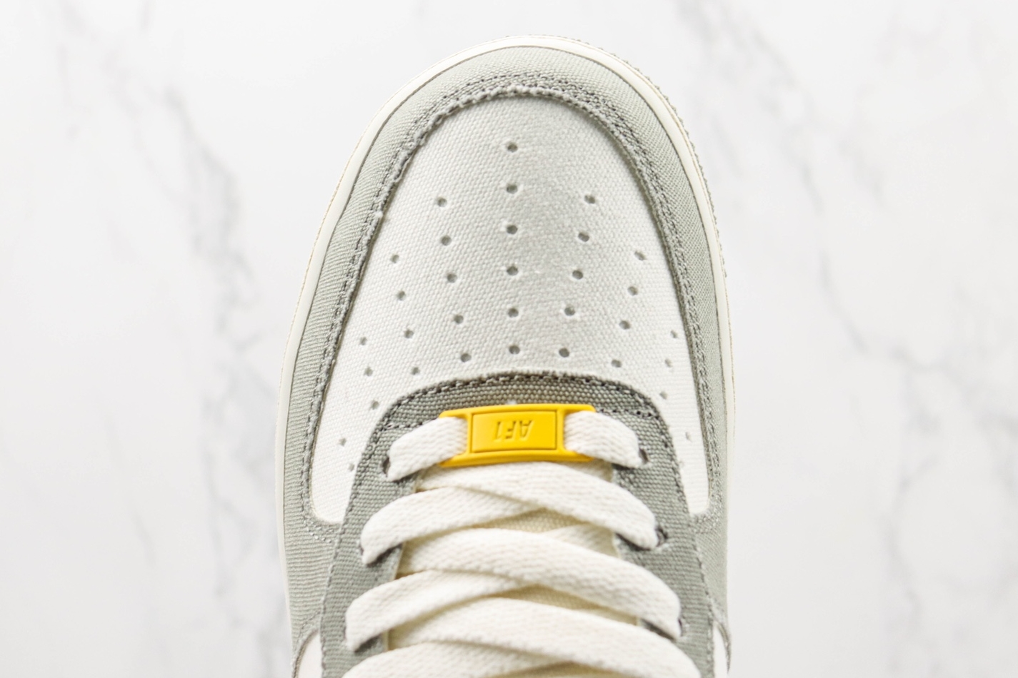 Nike Air Force 1 07 Low Grey Metallic Gold White 315122-666 - Stylish and Versatile Sneakers