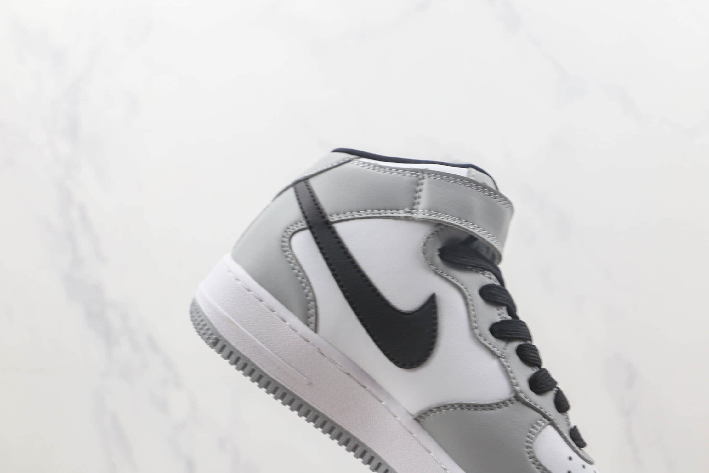 Nike Air Force 1 07 Mid Grey Black White HG1522-016 - Stylish and Versatile Sneakers for Men