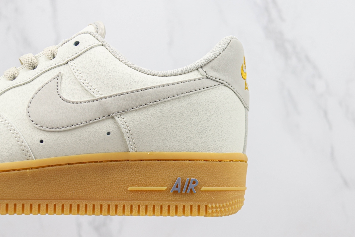 Nike Air Force 1 07 Low Light Grey Gum Gold XC2351-066 - Stylish and Durable Footwear for Men and Women