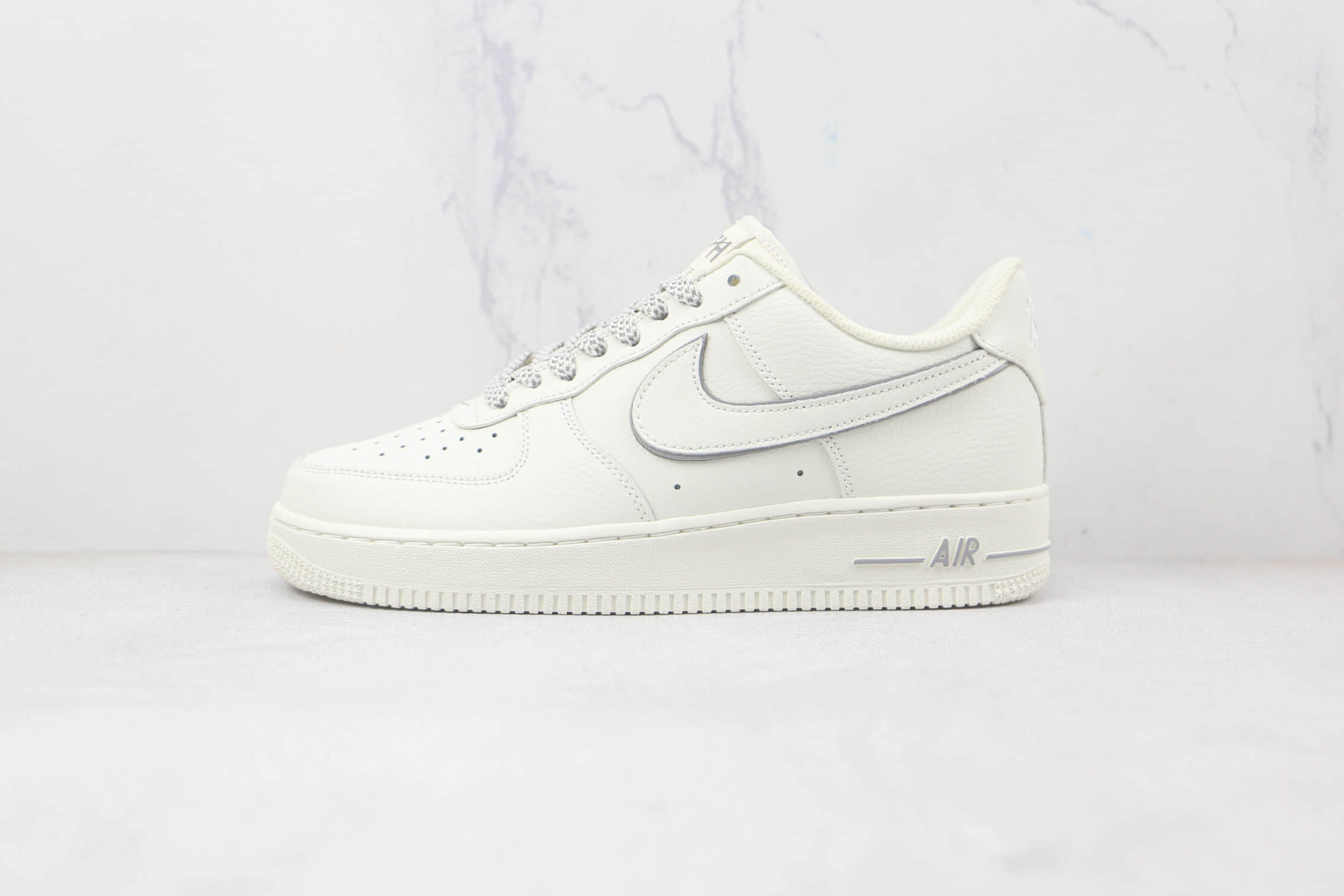 Kith x Nike Air Force 1 07 Low Rice White Metallic Sliver NY2022-017 - Latest Collaboration With Sleek Design