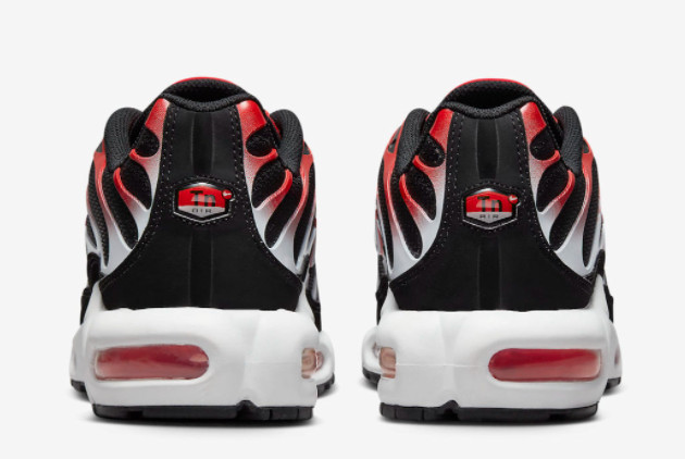 Nike Air Max Plus Black/University Red-White DM0032-004 - Stylish Sneakers with Iconic Design and Superior Comfort