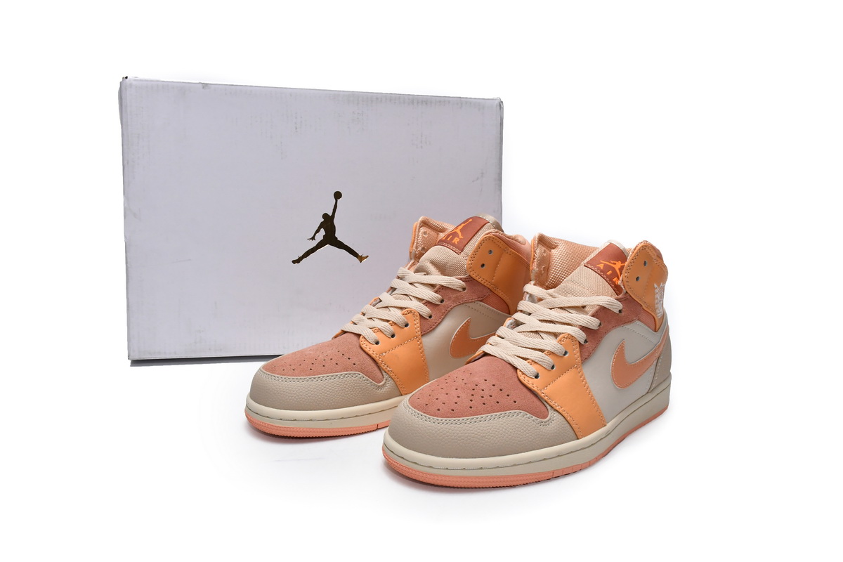 Air Jordan 1 Mid 'Apricot' DH4270-800 - Trendy Sneaker for Style-Enthusiasts
