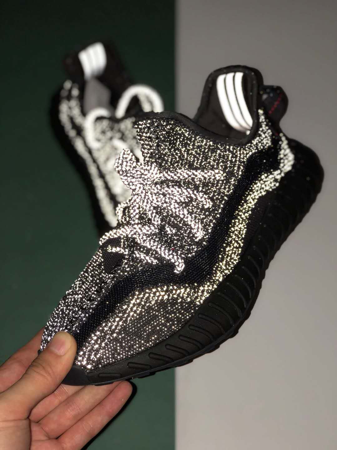 Adidas Yeezy Boost 350 V3 FU9015 - Exceptional Style and Performance