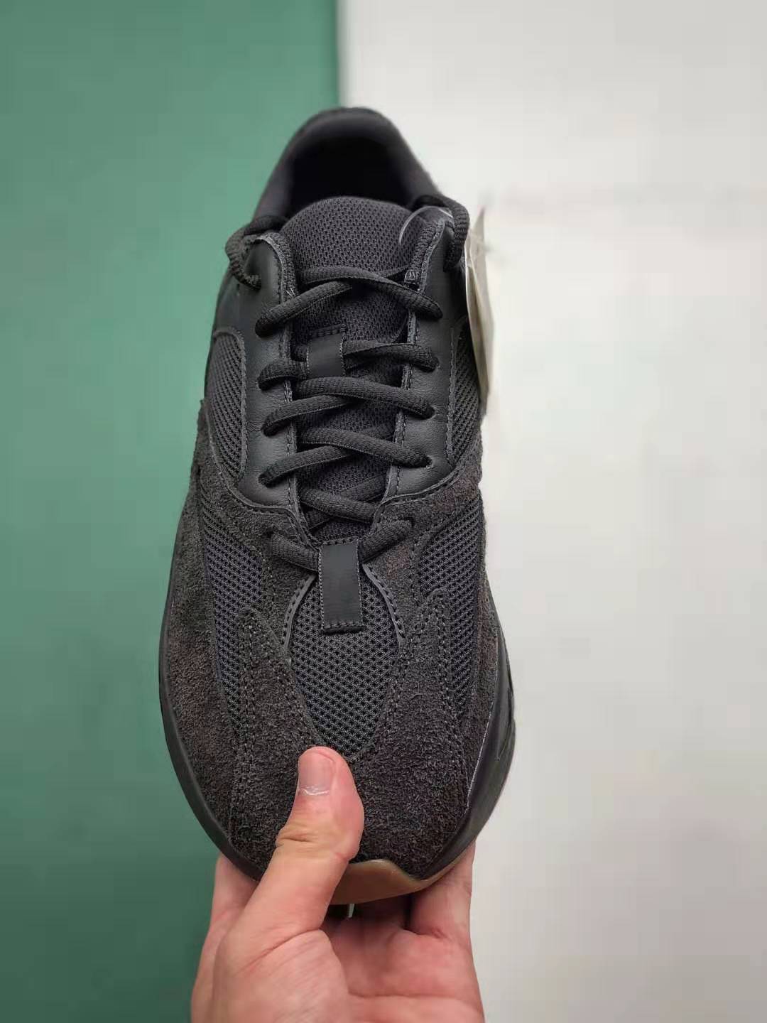 Adidas Yeezy Boost 700 'Utility Black' FV5304 - Sleek and Stylish Footwear