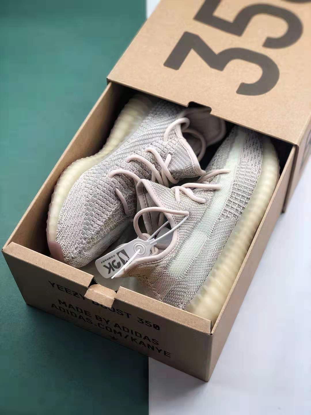 Adidas Yeezy Boost 350 V2 Citrin Non-Reflective - Fashionable Footwear for Style Enthusiasts