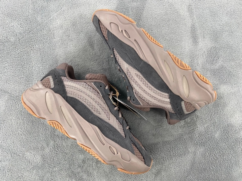 Adidas Yeezy Boost 700 V2 'Mauve' GZ0724 - Authentic Sneakers for Style & Comfort.