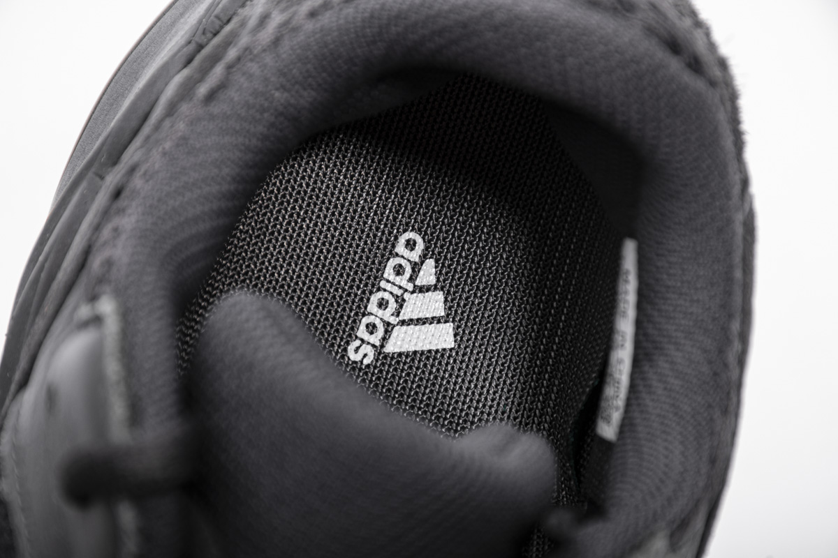 Adidas Yeezy Boost 700 'Utility Black' FV5304 - Sleek and Stylish Footwear for Men