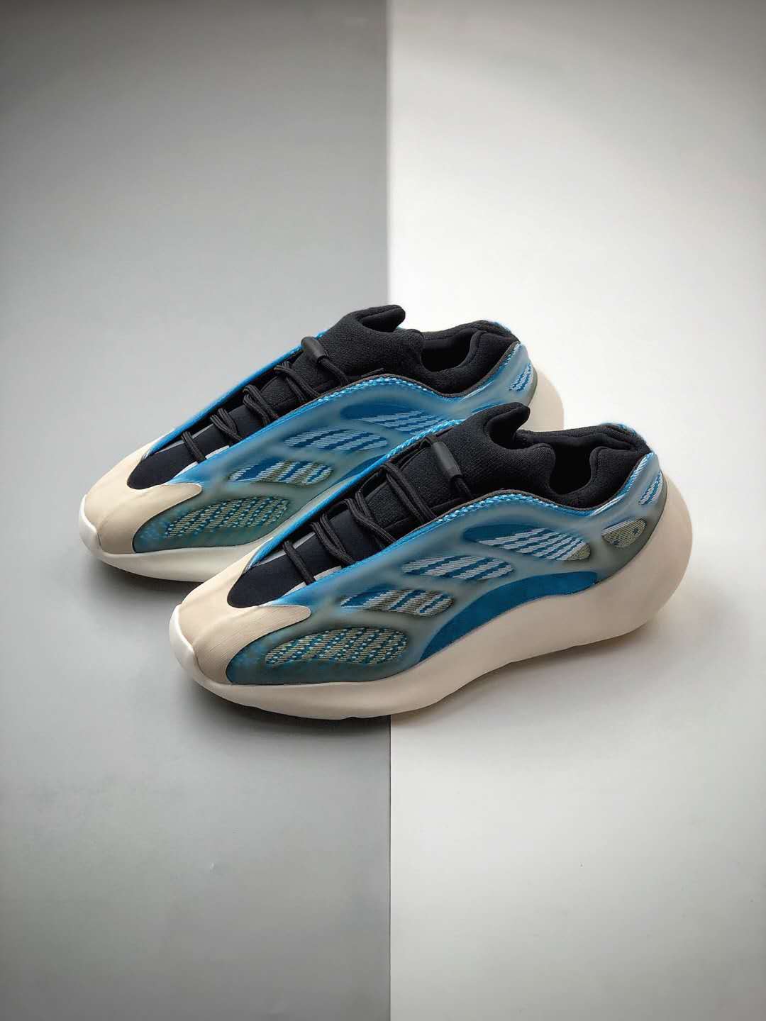 Adidas Yeezy 700 V3 'Arzareth' G54850 - Latest Release with Unique Design