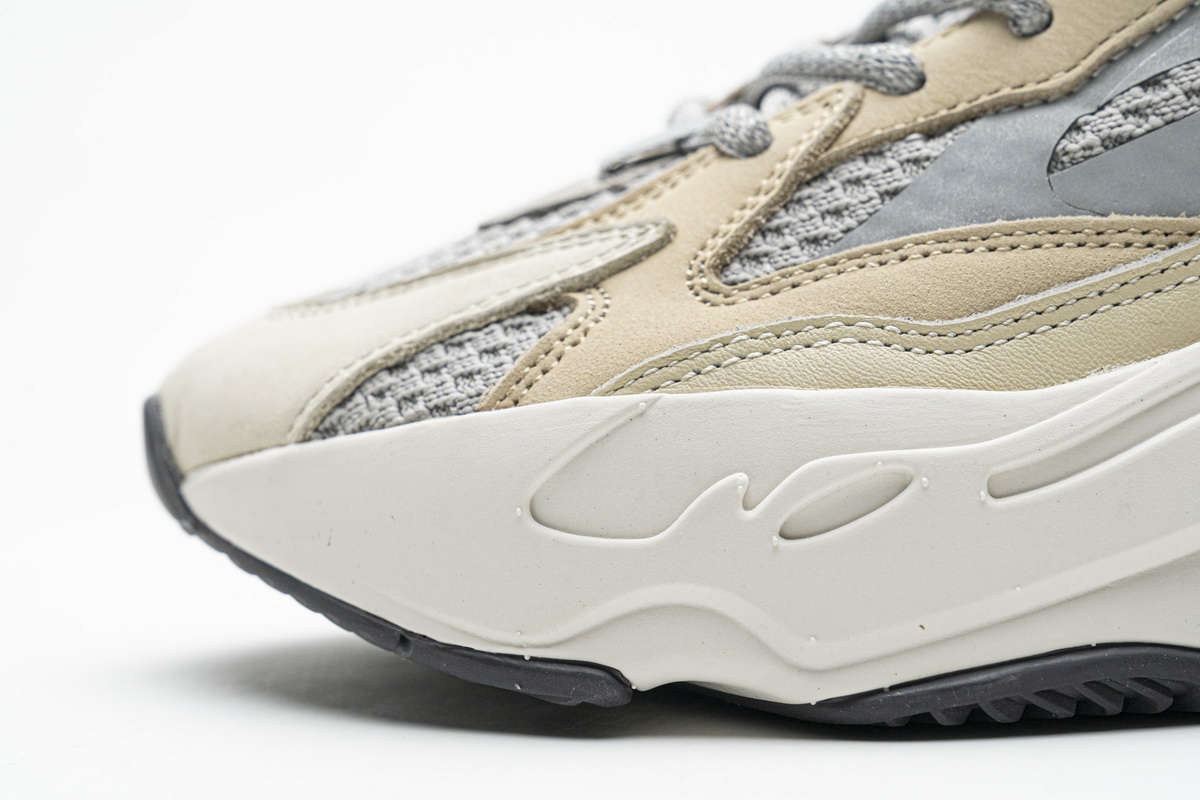 Adidas Yeezy Boost 700 V2 'Cream' GY7924 - Stylish and Versatile Sneakers for Every Occasion!